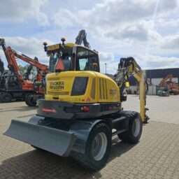Wacker Neuson EW65 PRO XL voor Slots mini loonwerk 3