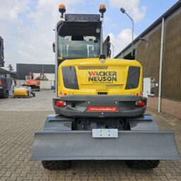 Wacker Neuson EW65 PRO XL voor Joren Blockx tuinen 3